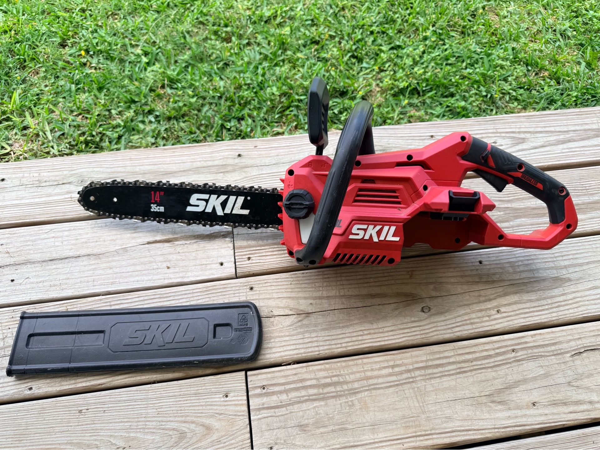 SKIL 40V Skil Chainsaw and Leaf Blower – Bundle or Individual