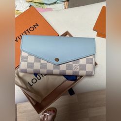 Louis Vuitton Damier Sarah Wallet