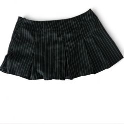 SHEIN BLACK SKIRT