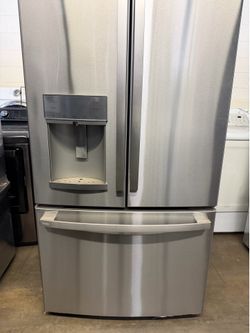 GE French Door Stainless Steel Open Box
