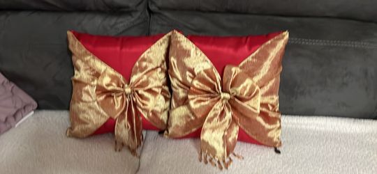 Set of beautiful decorative pillows