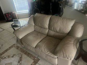 Sofa set