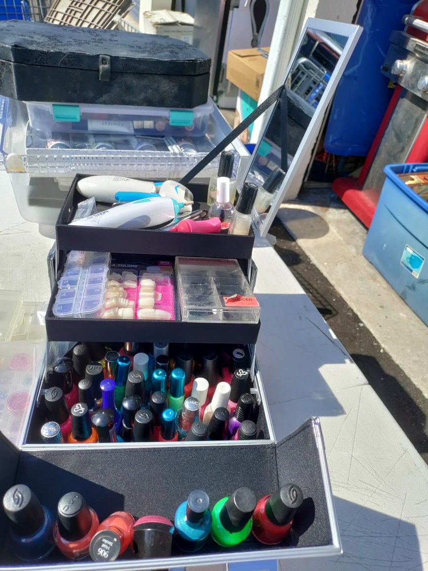 Nail Tech Kit Everything You Need Plus Makeup Brand New On Sale Accessories Galore