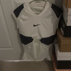 Nike Pro HyperStrong 4-Pad Top