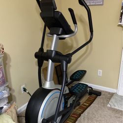 Nordic Track Elliptical Exercise Machine 