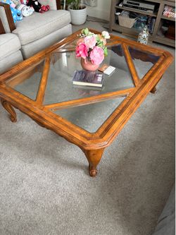 Coffee table with glass AVAILABLE