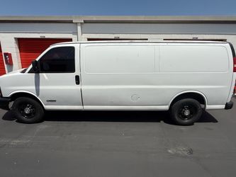 2005 Chevrolet Express 3500