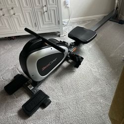 Fitness reality Row machine like new