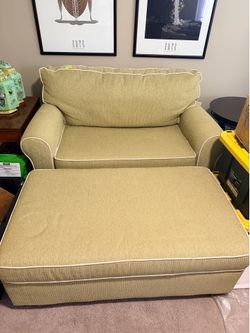 Olive green love seat w/ storage