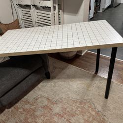 IKEA lagkapten desk/table top with 2 Legs
