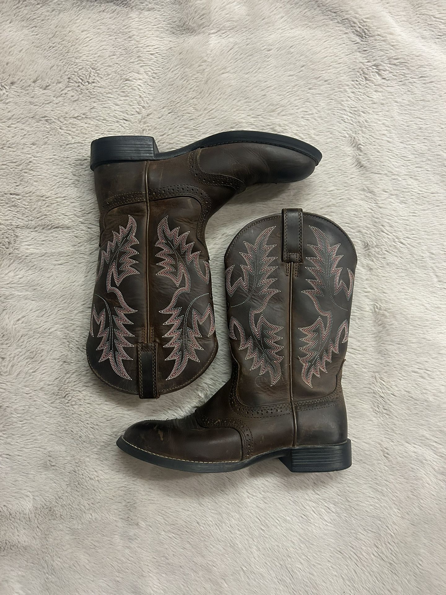 Brown And Pink Cowboy Boots Woman’s Size 7!