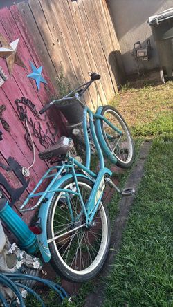 Beach cruiser size 26. Good condition 3 speed