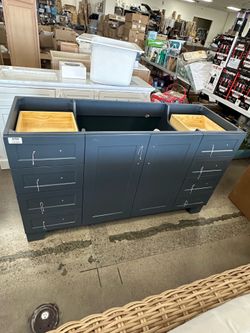 Frawley 60” solid wood vanity
