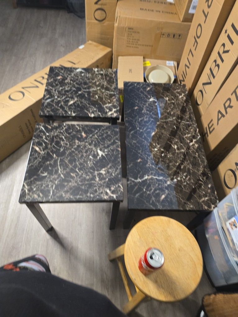 Coffee Table & 2 End Tables
