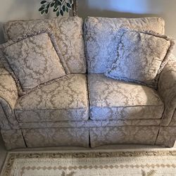 Formal love seat