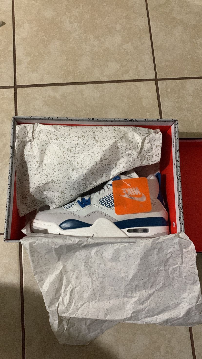 Jordan 4 Retro Military Blue