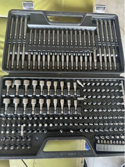 Socket set