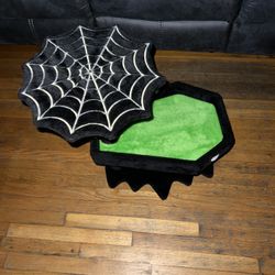 Gothic cat Bed