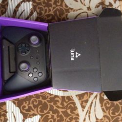 Luna Game Controller 