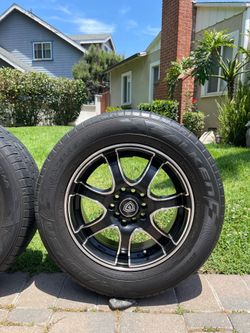 Universal 5 Lug Nut Rims & Tires/ universal Rines & Llantas De 5 birlos (5x100)&(5x114.3) Size: 15"