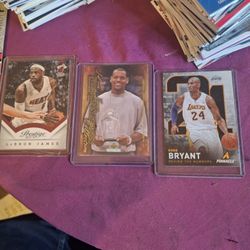 NBA Lot Rookies, Kobe Lebron, A Great Lot 500 Cards