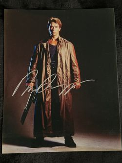 Autographed Arnold Schwarzenegger - Celebrity Authentic Autograph 