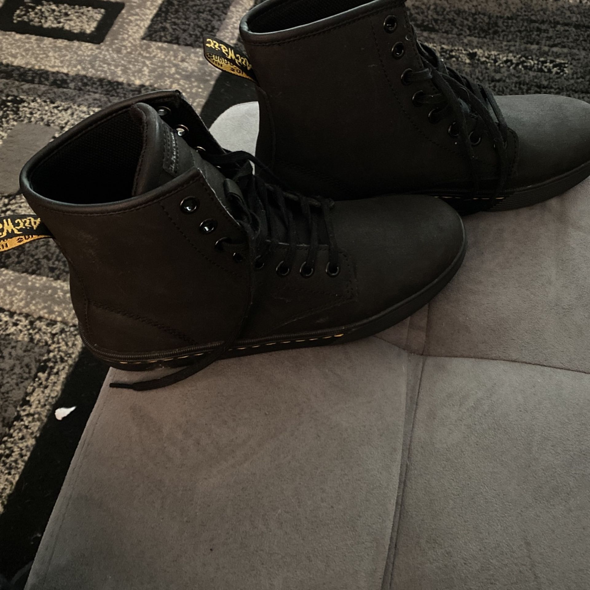 Doc Martens Sheridan Canvas Boots