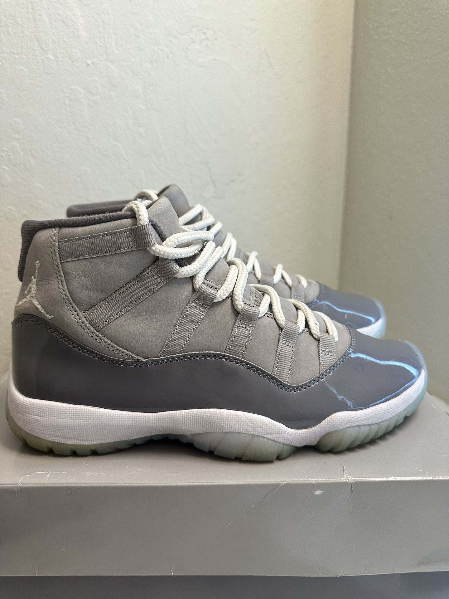 Jordan 11 Cool Grey Sz 9