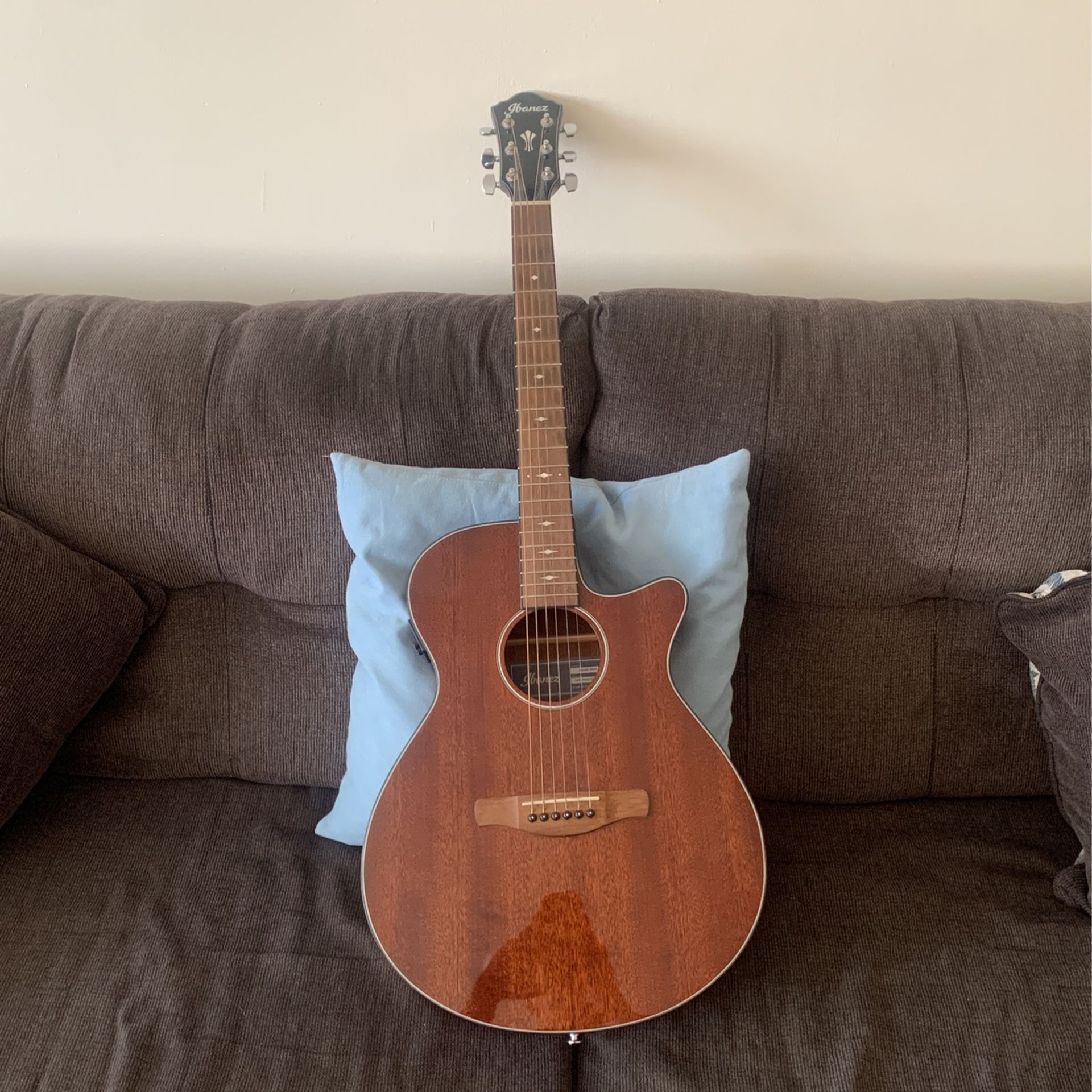 Ibanez Acoustic Guitar AEG62 NMH