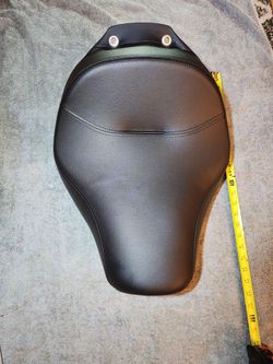 Black Stitching Motorcycle Driver Rider Seat Front Solo Seat Fit for Harley Fat Boy Fatboy