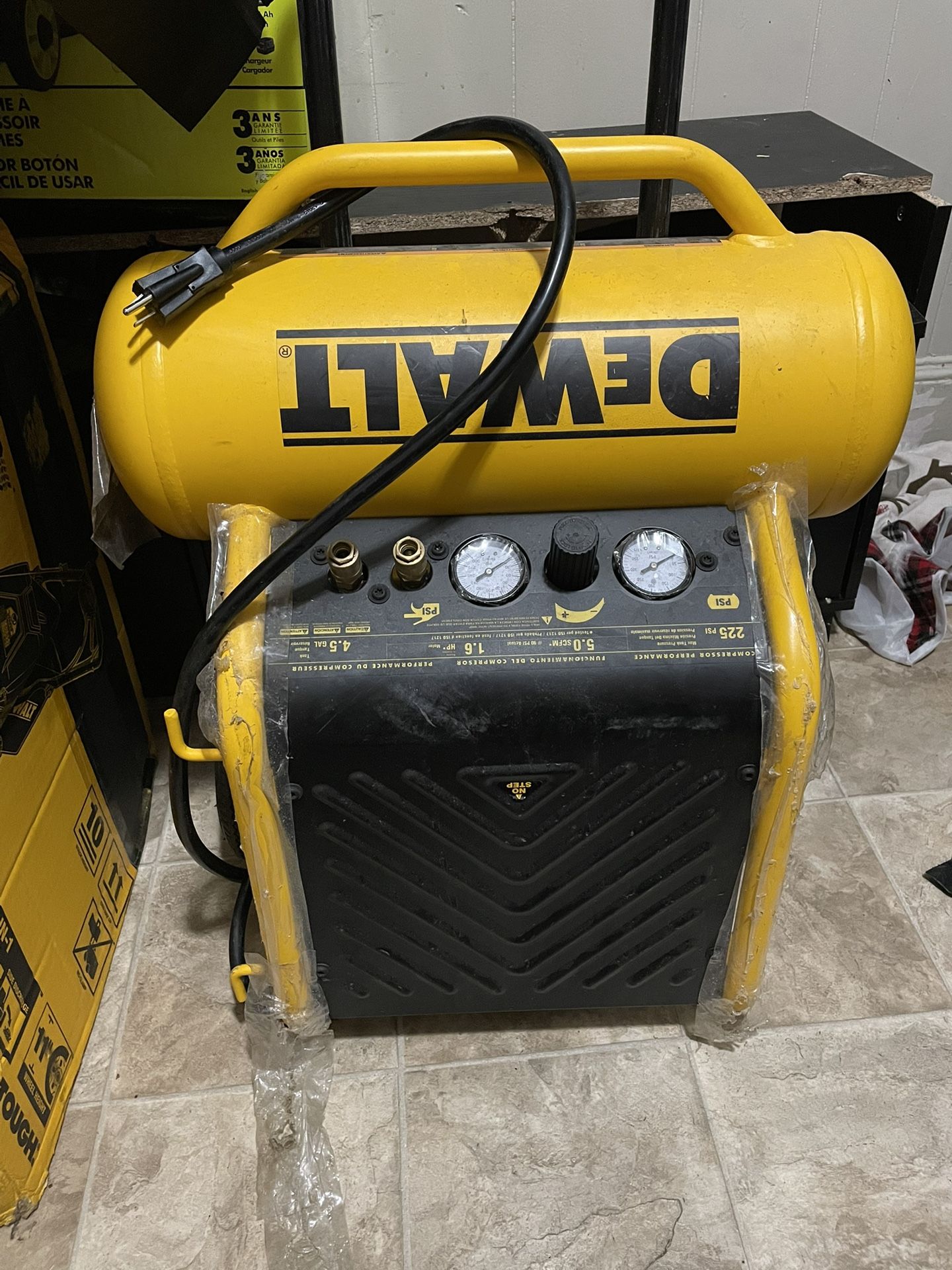 Dewalt Compressor