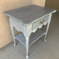 Side table/ end table/ night stand