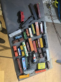 Train Lot Tyco Lot Of 30pcs 