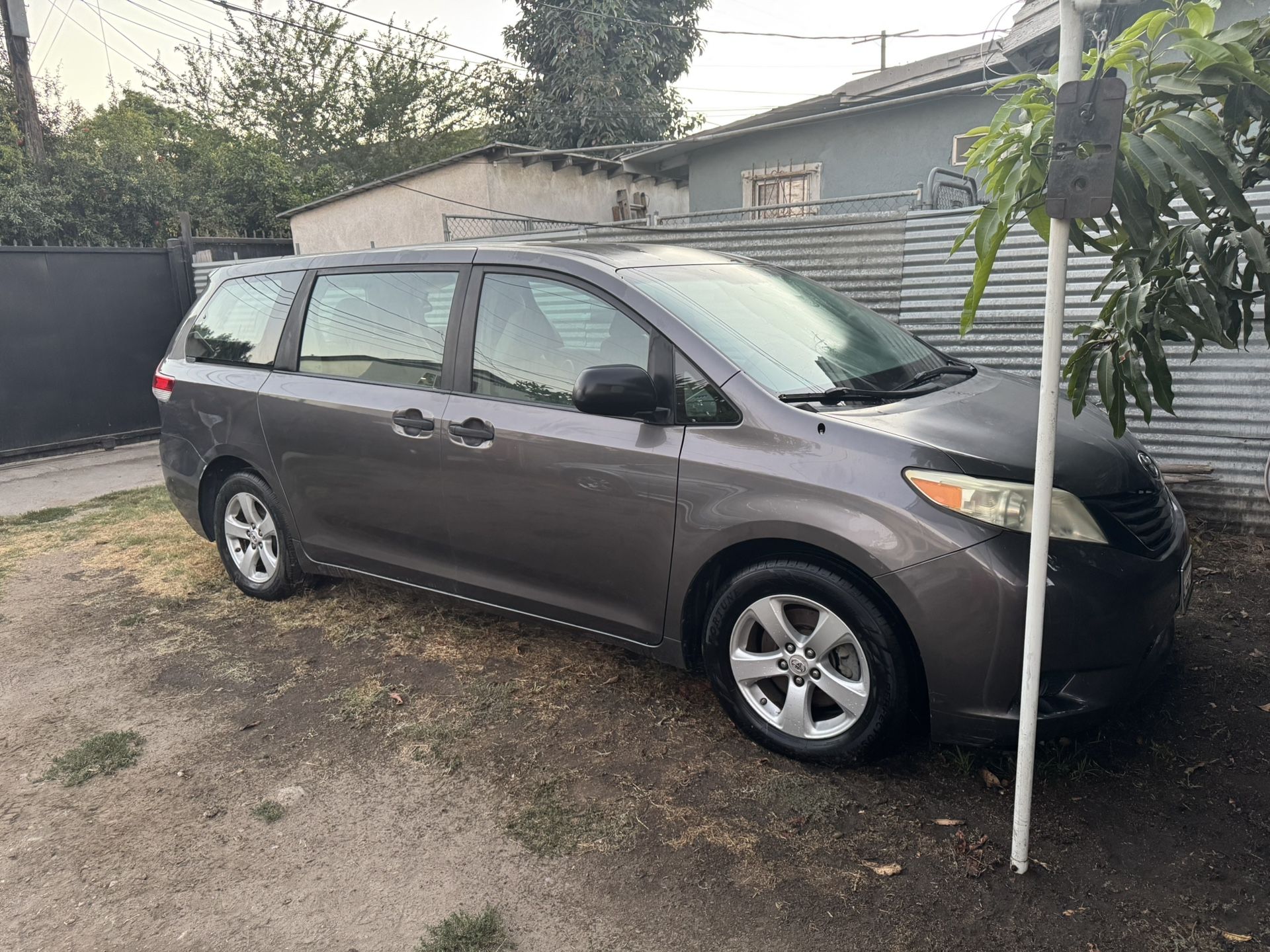 2010 Toyota Sienna