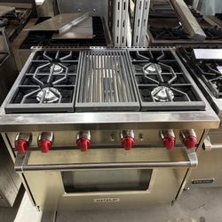 WOLF 36”WIDE ALL GAS RANGE STOVE IN STAINLESS STEEL 