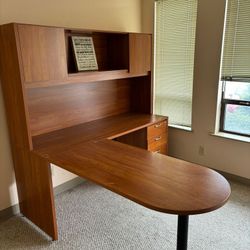 Nice Office Desk 