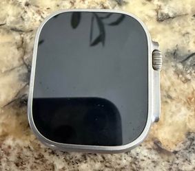 Apple Watch Ultra 2  Titanium with cellular read DESCRIPTION