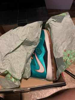 LEBRON X miami dolphins size 8 in men’s