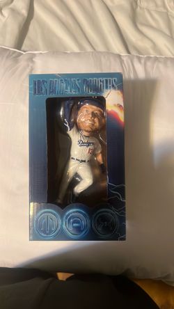 Max muncy bobble head