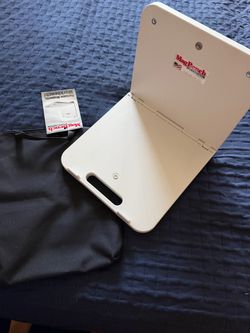 Portable magnetic workbench