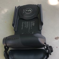 Shift Cam Pro grip  Charging Smart Phone