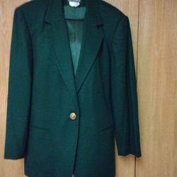 Woman's Beautiful  Dark  Green Wool Suit Jacket 