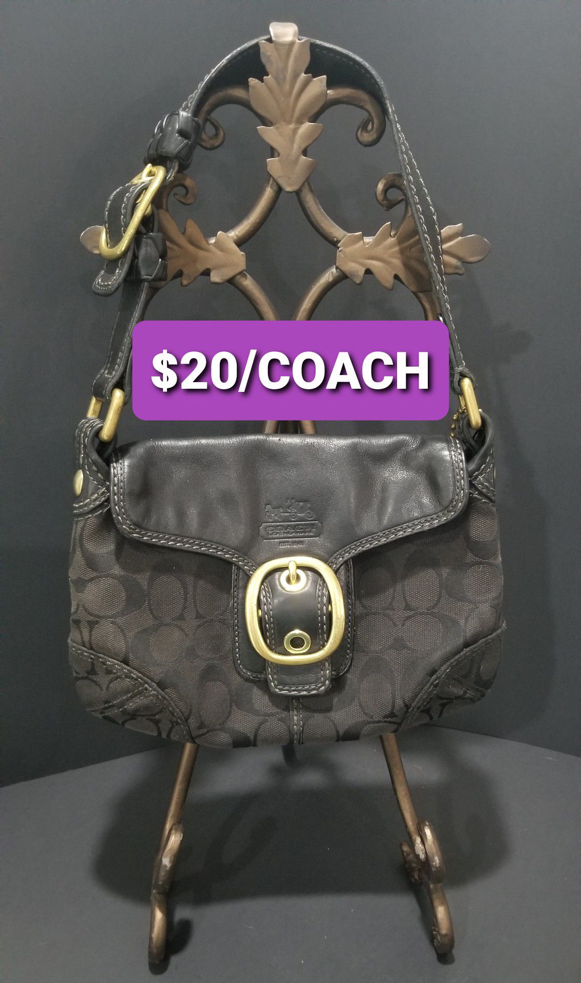 $20/ Authentic COACH clutch/ purse