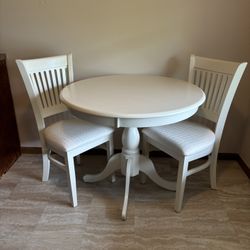 Dinning Table 