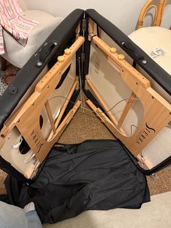 Black Sierra Foldable Spa Bed/ Massage Table