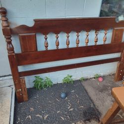 Wood Headboard And Adjustable Metal Rails 