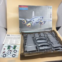 1/48 Scale Monogram, B-25J Mitchell Bomber Model Kit #5507 OPEN BOX