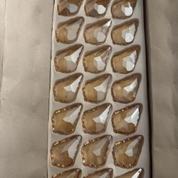 24 Counts Golden Crystals