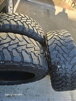 Only One Tire Lt37x12.50r22 Toyo Mt Open Country $299.00
