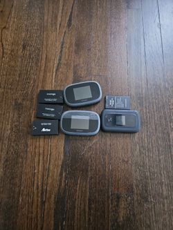 3 Verizon Hotspots, Extra Batteries, All Working